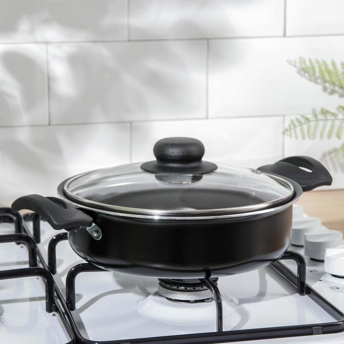 Жаровня-сковорода Consul, 1,5 л, d=20 см, стеклянная крышка, пластмассовые ручки, антипригарное покрытие, цвет чёрный Жаровня-сковорода Consul, 1,5 л, d=20 см, стеклянная крышка, пластмассовые ручки, антипригарное покрытие, цвет чёрный