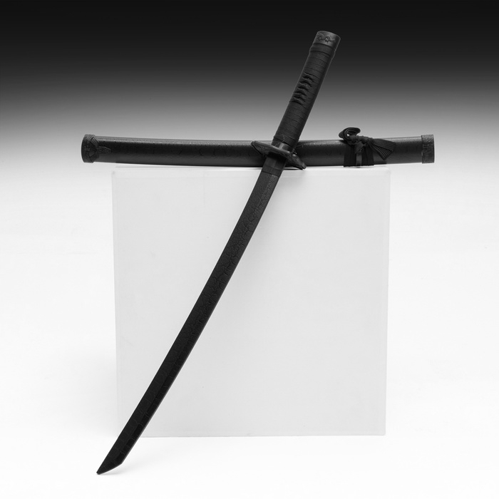 Сувенирное оружие Сувенирное оружие "Катана Куро", 72 см, клинок 51 см/7 мм , пластик