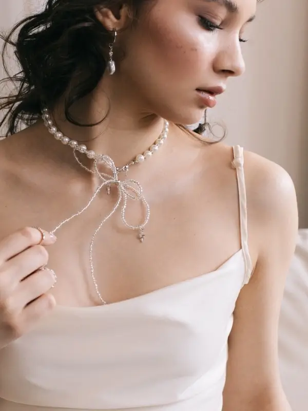 Бусы &laquo;Бантик&raquo;, с жемчугом, белые в серебре, 37 см