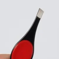 Пинцет скошенный, узкий, с резиновой вставкой, 9.5 см, МИКС