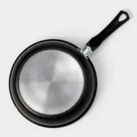 Сковорода &laquo;Классика атлас&raquo;, d=24 см, стеклянная крышка, пластиковая ручка, антипригарное покрытие, алюминий, чёрная