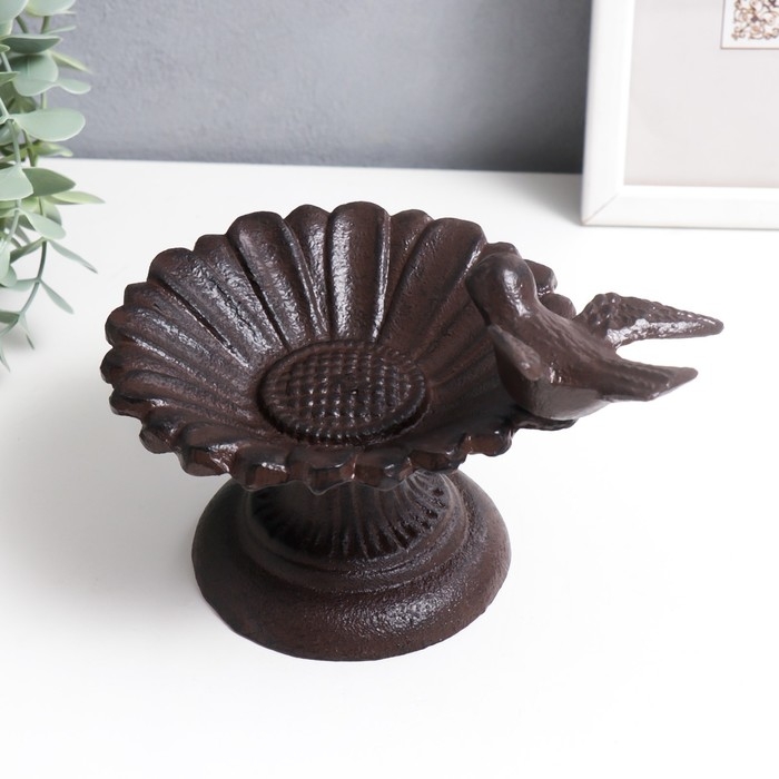 Сувенир чугун подставка Сувенир чугун подставка "Птица на ромашке" 10х17х13 см