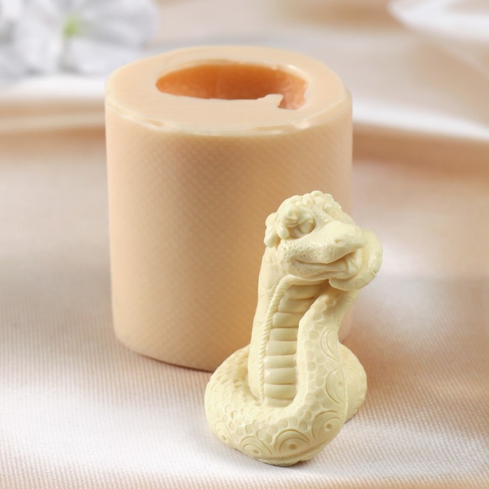 Молд силиконовый Молд силиконовый "Змея №2" Силикон 6х5х4 см