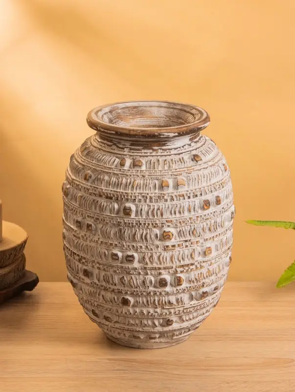 Ваза интерьерная, дерево 23х23х30 см, цв. коричневый Ваза интерьерная, дерево 23х23х30 см, цв. коричневый