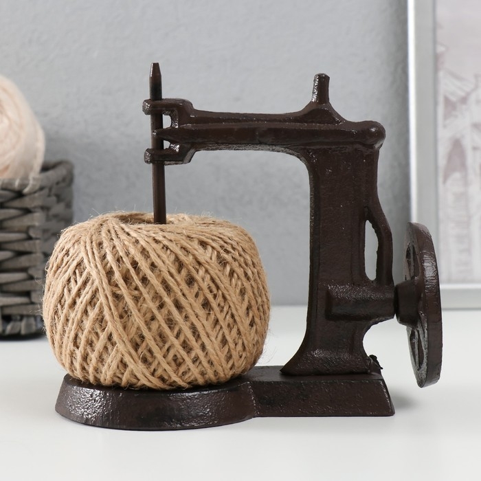Сувенир катушка для ниток чугун  Сувенир катушка для ниток чугун "Швейная машинка" 16х14,5 см