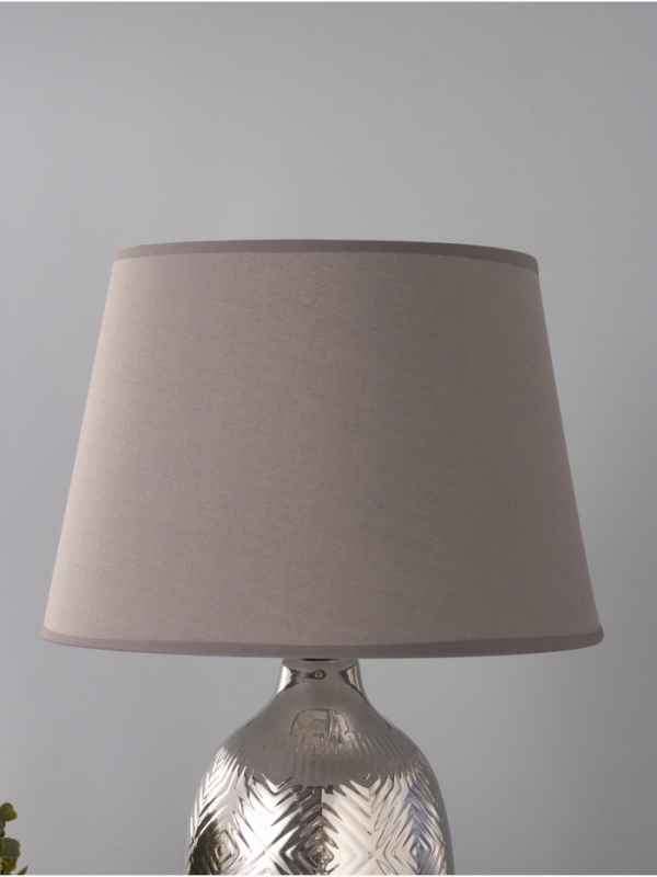 Настольная лампа Настольная лампа "Ольви" 1х15Вт Е14 серый 30х30х44см