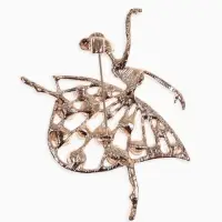 Брошь &laquo;Балерина&raquo;, в платье, цветная в золоте