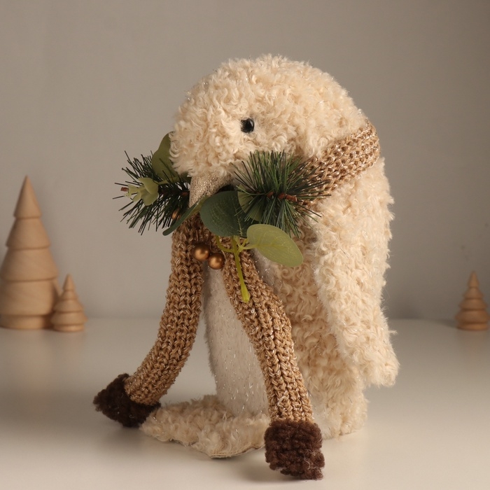 Декор  Декор "Кудрявый пингвин в шарфике с еловыми веточками" 13х15х23 см