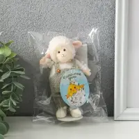 Сувенир  "Белый барашек в зелёно-сером комбинезоне" 4х6,5х13 см