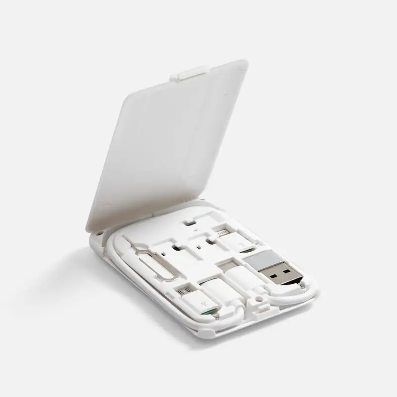 Органайзер с беспроводной зарядкой и набором адаптеров Octopod, белый Органайзер с беспроводной зарядкой и набором адаптеров Octopod, белый