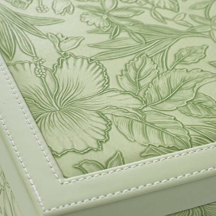 Шкатулка кожзам для украшений "Цветы" тиснение, серо-зелёная 25х25х8 см