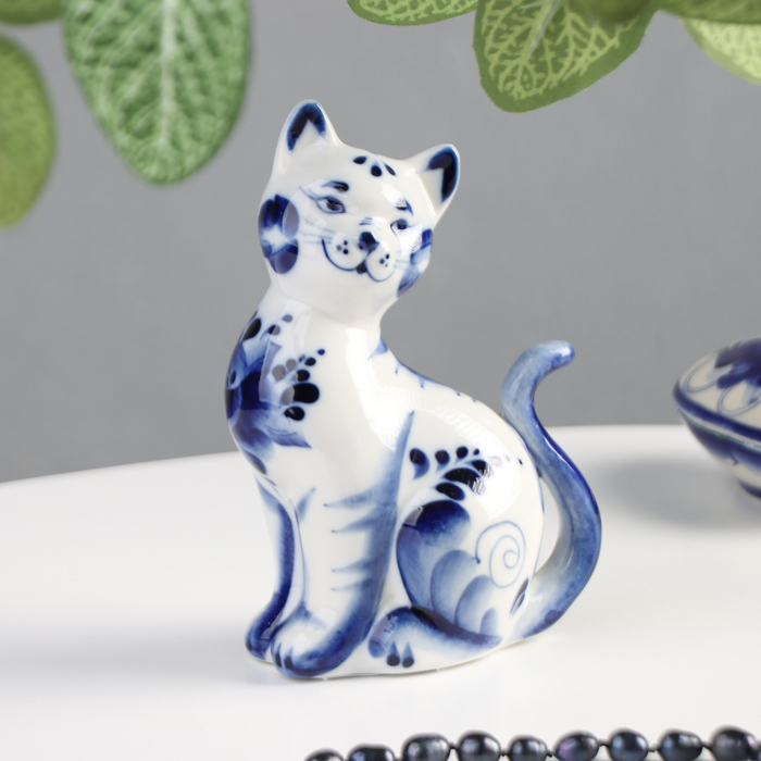 Сувенир «Кошка Улыбка», 10х5х13 см, гжель Сувенир «Кошка Улыбка», 10х5х13 см, гжель