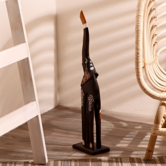 Сувенир дерево Сувенир дерево "Слон хобот вверх резной" выс. 60 см