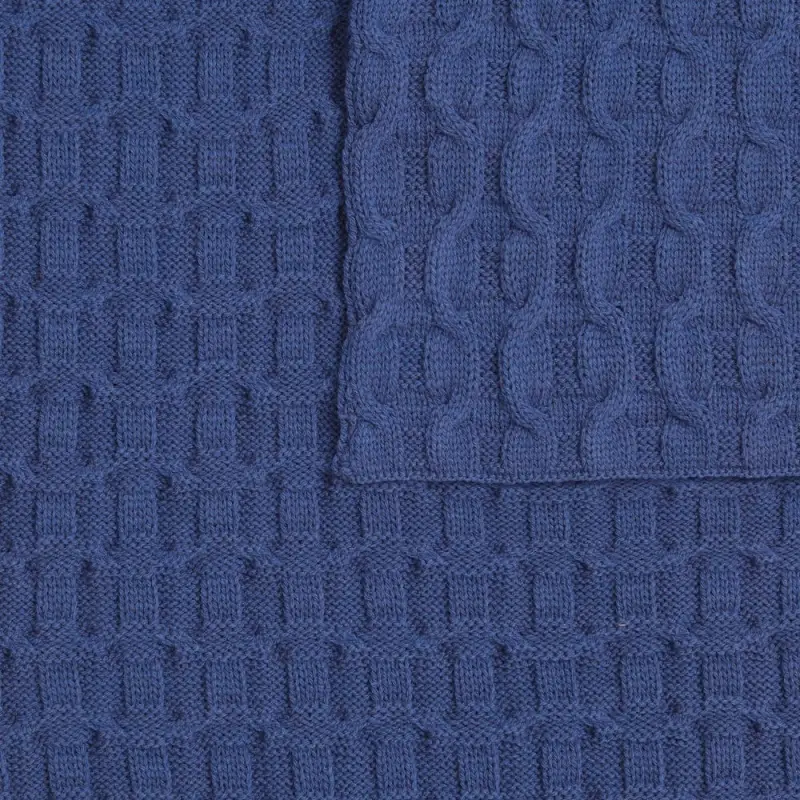 Плед Braidera, синий (черника) Плед Braidera, синий (черника)