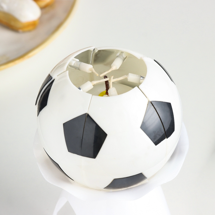 Свеча для торта музыкальная  Свеча для торта музыкальная "Мяч", бело- чёрная