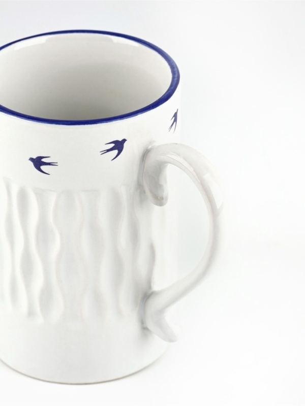 Кружка керамическая Дорого внимание «Ласточки», 300 мл Кружка керамическая Дорого внимание «Ласточки», 300 мл