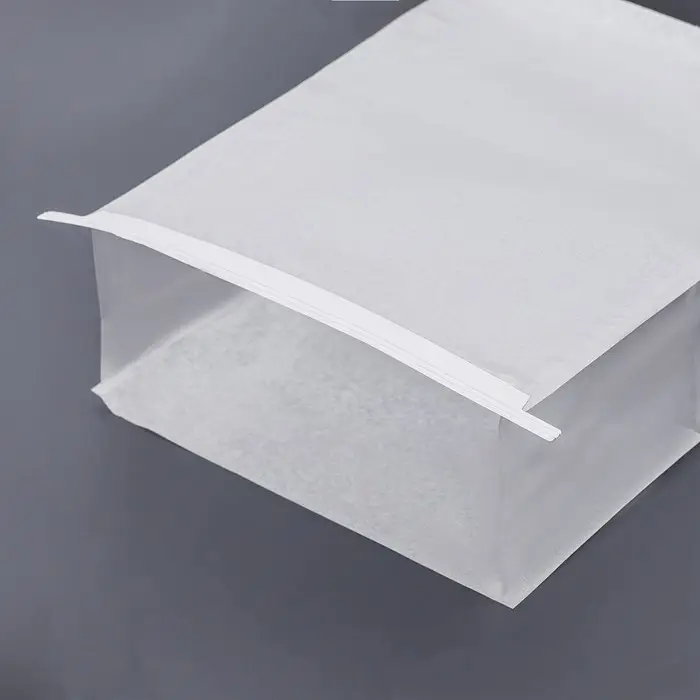 Пакет бумажный, с окном, прямоугольное дно, белый, 13×10×28 см Пакет бумажный, с окном, прямоугольное дно, белый, 13×10×28 см