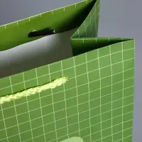 Пакет подарочный ламинированный "Здесь и сейчас" 18 х 22,3 х 10 см