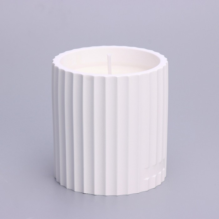 Свеча в бетоне ароматическая  Свеча в бетоне ароматическая "Микеланджело", цветочный сад, 13х7 см, соевый воск, 160 г