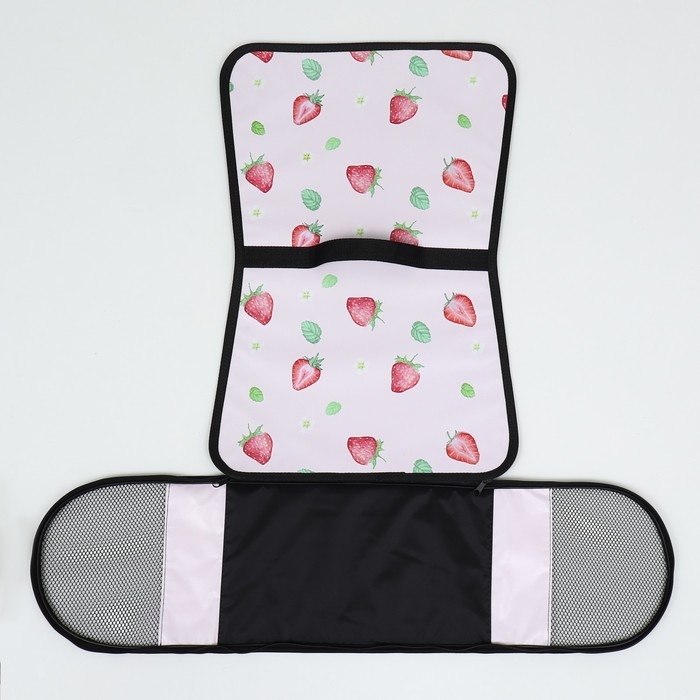 Сумка - переноска для животных  Сумка - переноска для животных "Клубничка", каркасная, 40 х 25 х 25 см