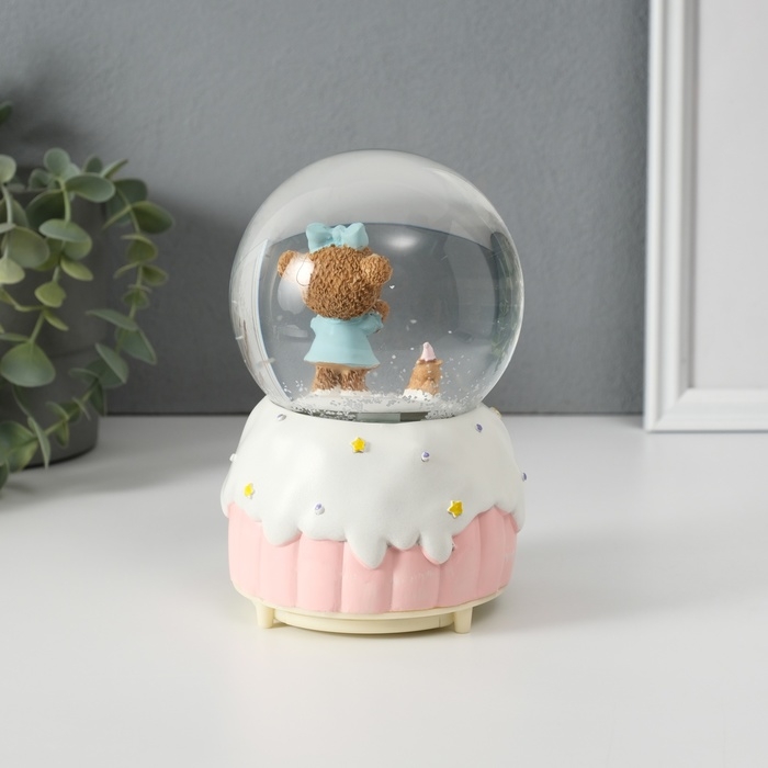 Сувенир полистоун водяной шар свет, музыка Сувенир полистоун водяной шар свет, музыка "Мишка и торт" МИКС 10,2х10,2х15,8 см