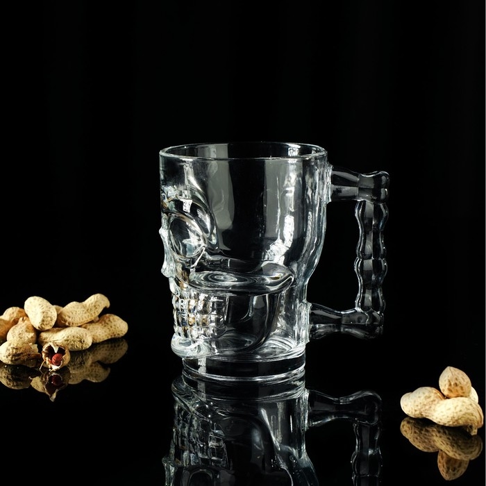 Кружка стеклянная для пива «Череп. Хэллоуин», 500 мл Кружка стеклянная для пива «Череп. Хэллоуин», 500 мл