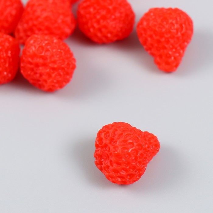 Декор для творчества PVC Декор для творчества PVC "Ягода клубника" набор 10 шт 1,6х1,6х1,9 см