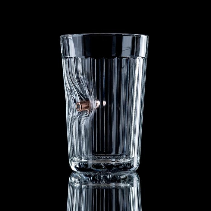 Стакан Стакан "Непробиваемый. Боевой запас", с пулей, граненый, 250 мл