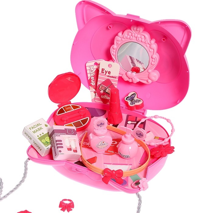 Игровой набор «Маленькая модница» в сумочке Игровой набор «Маленькая модница» в сумочке