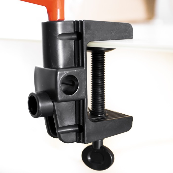 Лампа настольная Е27, h=55 см, шарнирная, на зажиме (220В) красная RISALUX