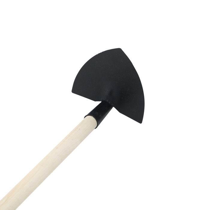 Мотыга остроносая, стальная, с деревянным черенком