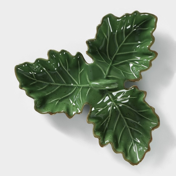 Менажница 3 ячейки Доляна «Лист», 22,1×7,6 см, цвет зелёный