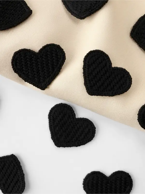 Аппликация для одежды «Сердце», текстильная, 3.5×3 см, 10 шт., чёрная Аппликация для одежды «Сердце», текстильная, 3.5×3 см, 10 шт., чёрная
