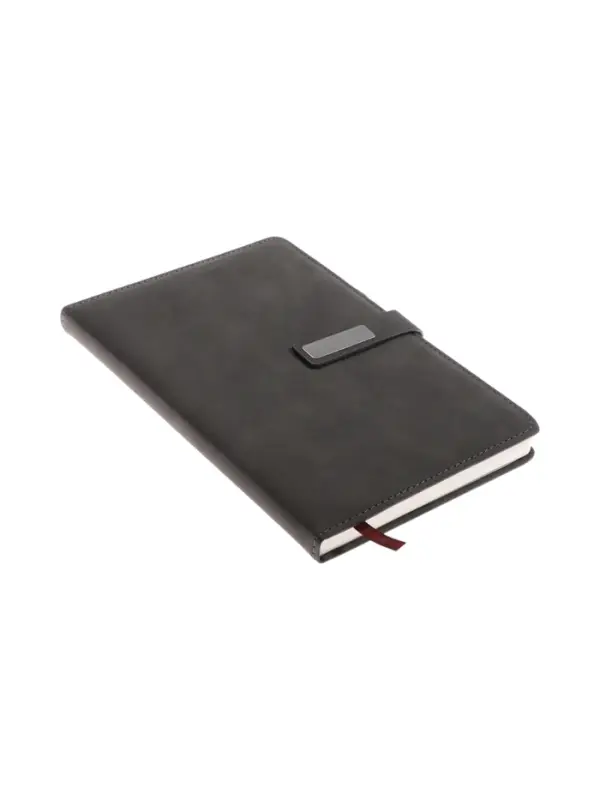 Ежедневник недатированный формат А5, с хлястиком, 80л, линия, пвх, Черный Ежедневник недатированный формат А5, с хлястиком, 80л, линия, пвх, Черный