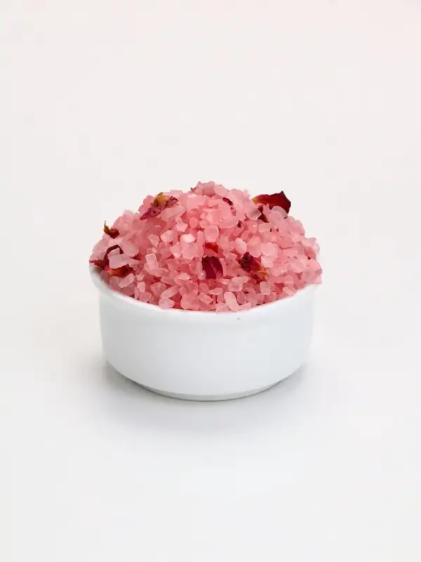 Соль для ванны с лепестками розы, 370 гр Соль для ванны с лепестками розы, 370 гр