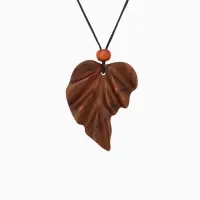 Кулон &laquo;Лист&raquo;, дерево соно