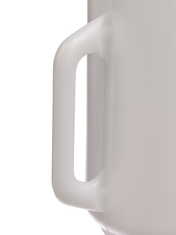 Бутыль 2 л для выпойки телят, с ручкой Бутыль 2 л для выпойки телят, с ручкой