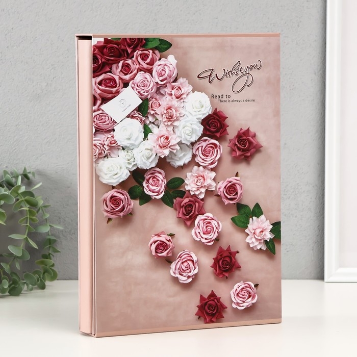 Фотоальбом на 300 фото 10х15 см Фотоальбом на 300 фото 10х15 см "Россыпь роз" МИКС 23,5х5,5х33,5 см