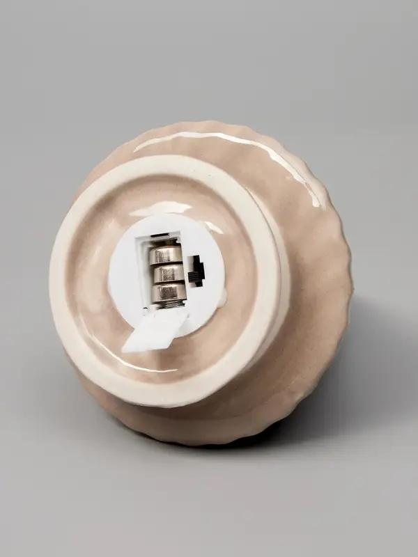 Светодиодная фигура &laquo;Ёлочка бежевая&raquo;, 16.7&times;9.7&times;9.7 см, 1 LED, керамика, от батареек LR44&times;3, тёплый белый свет