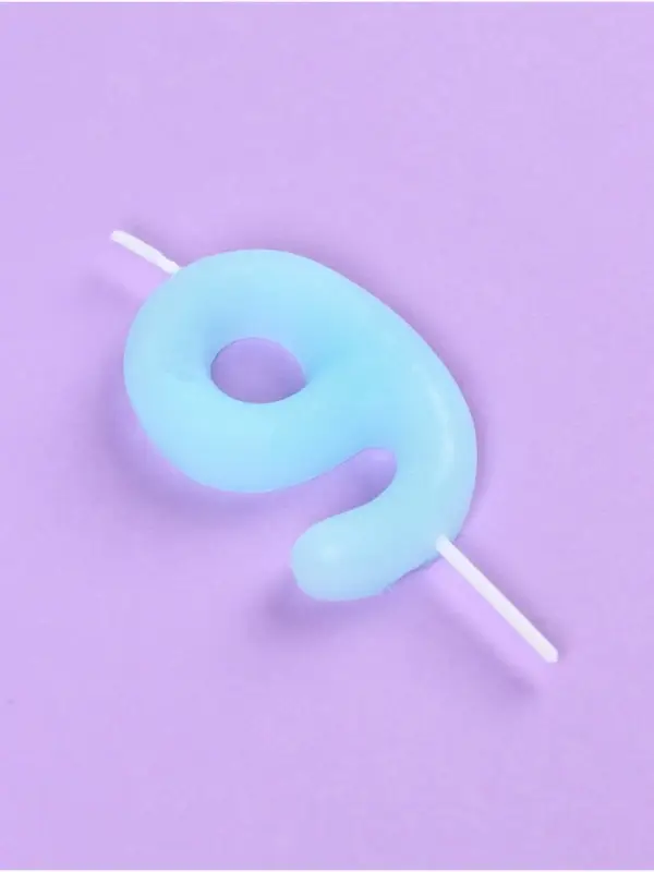 Свеча в торт &laquo;Цифра 9&raquo;, светящаяся голубая, 9 см