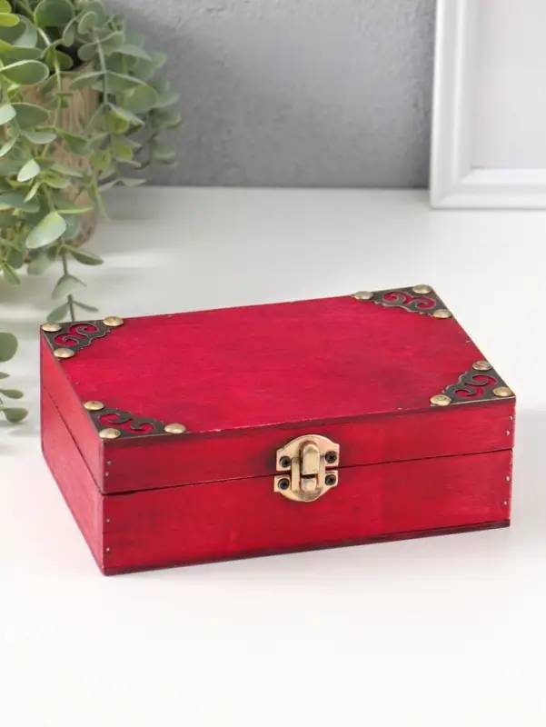 Шкатулка для украшений &laquo;Сундучок. Яснорада&raquo;, дерево, с заклёпками, 18&times;11.5&times;6 см