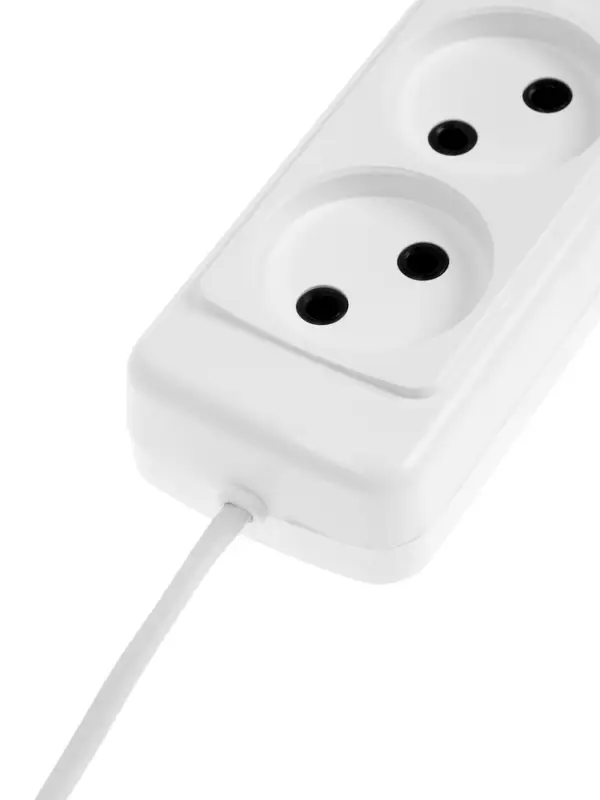 Удлинитель СТАРТ УХ6-103, 3 розетки, 1,5 м, 6 А, ШВВП, с заземлением, белый