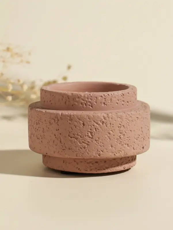 Свеча в подсвечнике вулканическом &laquo;Цилиндры&raquo;, розовая, 8.1&times;8.1&times;5.4 см