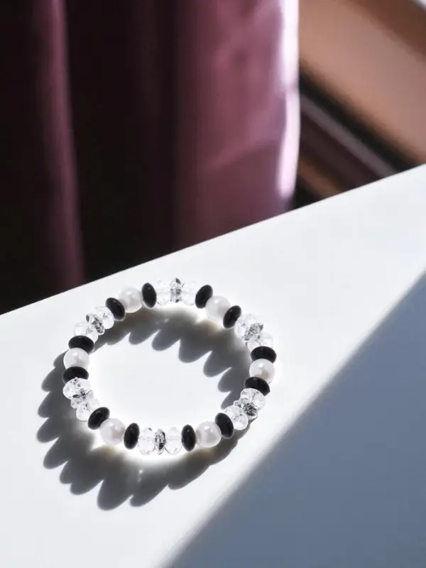 Браслет детский &laquo;Выбражулька. Ундина&raquo;, d=6 см, черный, белый