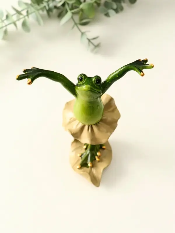 Фигурка полистоун лак &laquo;Лягуха балерина: полёт&raquo;, 17&times;7&times;10 см