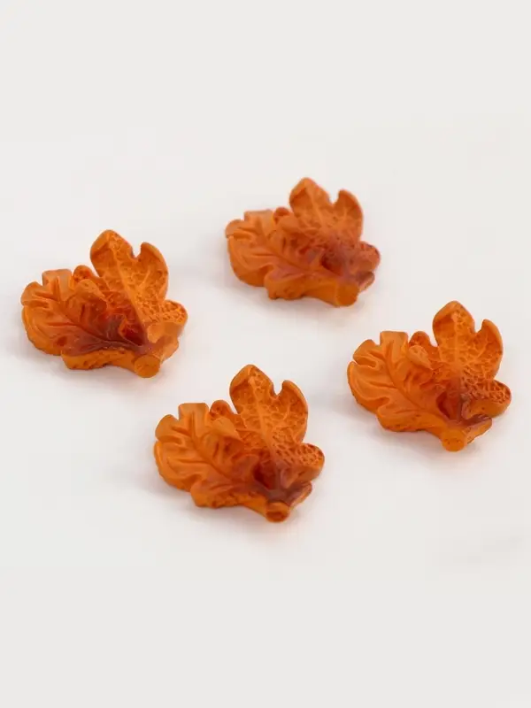 Миниатюра кукольная «Осенний лист», набор 4 шт., размер 1 шт. — 2 × 2 × 0,5 см Миниатюра кукольная «Осенний лист», набор 4 шт., размер 1 шт. — 2 × 2 × 0,5 см