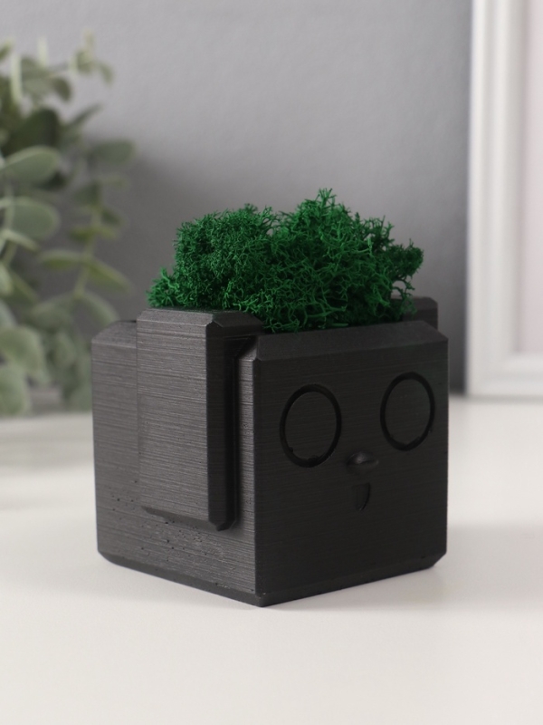 Кашпо бетонное "Собачка" 7*8*6,5 см черный со мхом (мох зелен. стабилизированный)