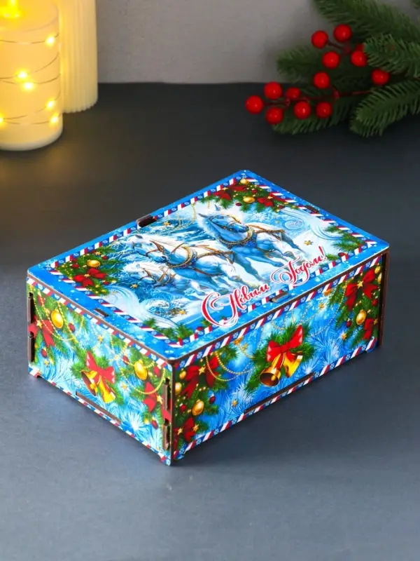 Шкатулка-ящик  самосборный малый с символом года "Тройка", 20х13,6х8 см