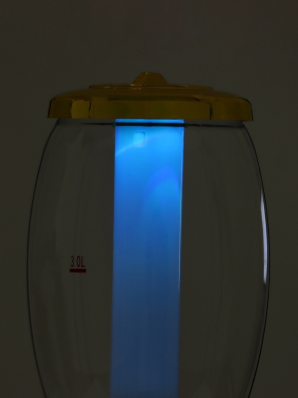 Башня пивная MonlinGold, 3 л, ёмкость для льда, подсветка, пластик, залотистый Башня пивная MonlinGold, 3 л, ёмкость для льда, подсветка, пластик, залотистый