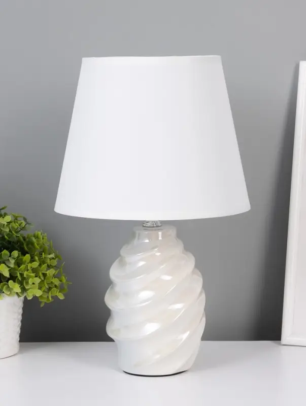 Лампа настольная E27 40Вт "Ракушка" беж перламутр 20х20х32 см